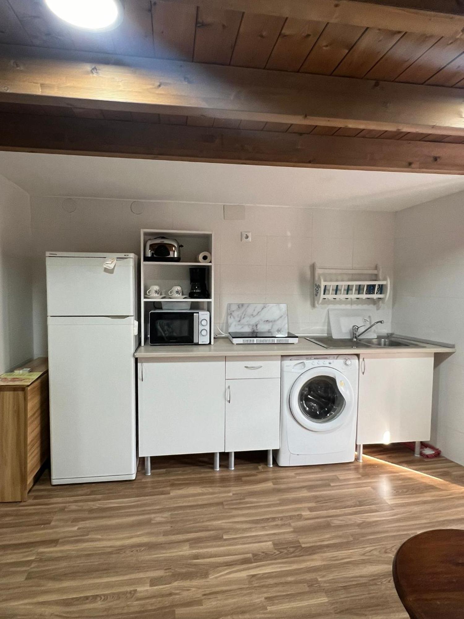 La Golondrina Apartman Candeleda Kültér fotó