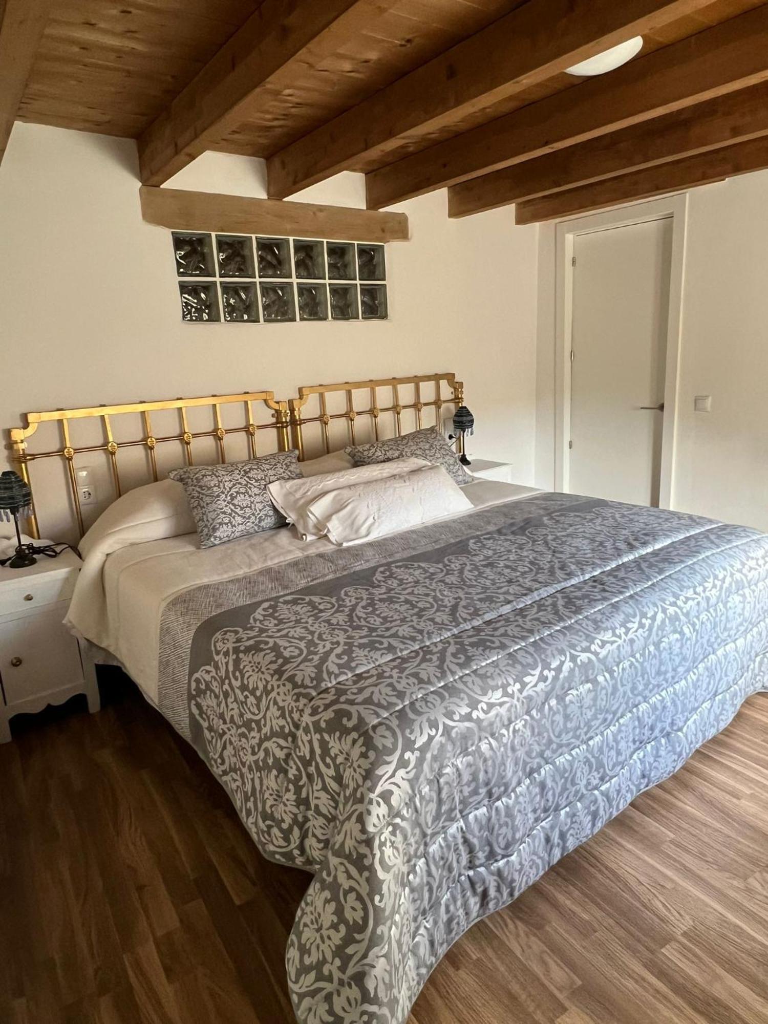 La Golondrina Apartman Candeleda Kültér fotó