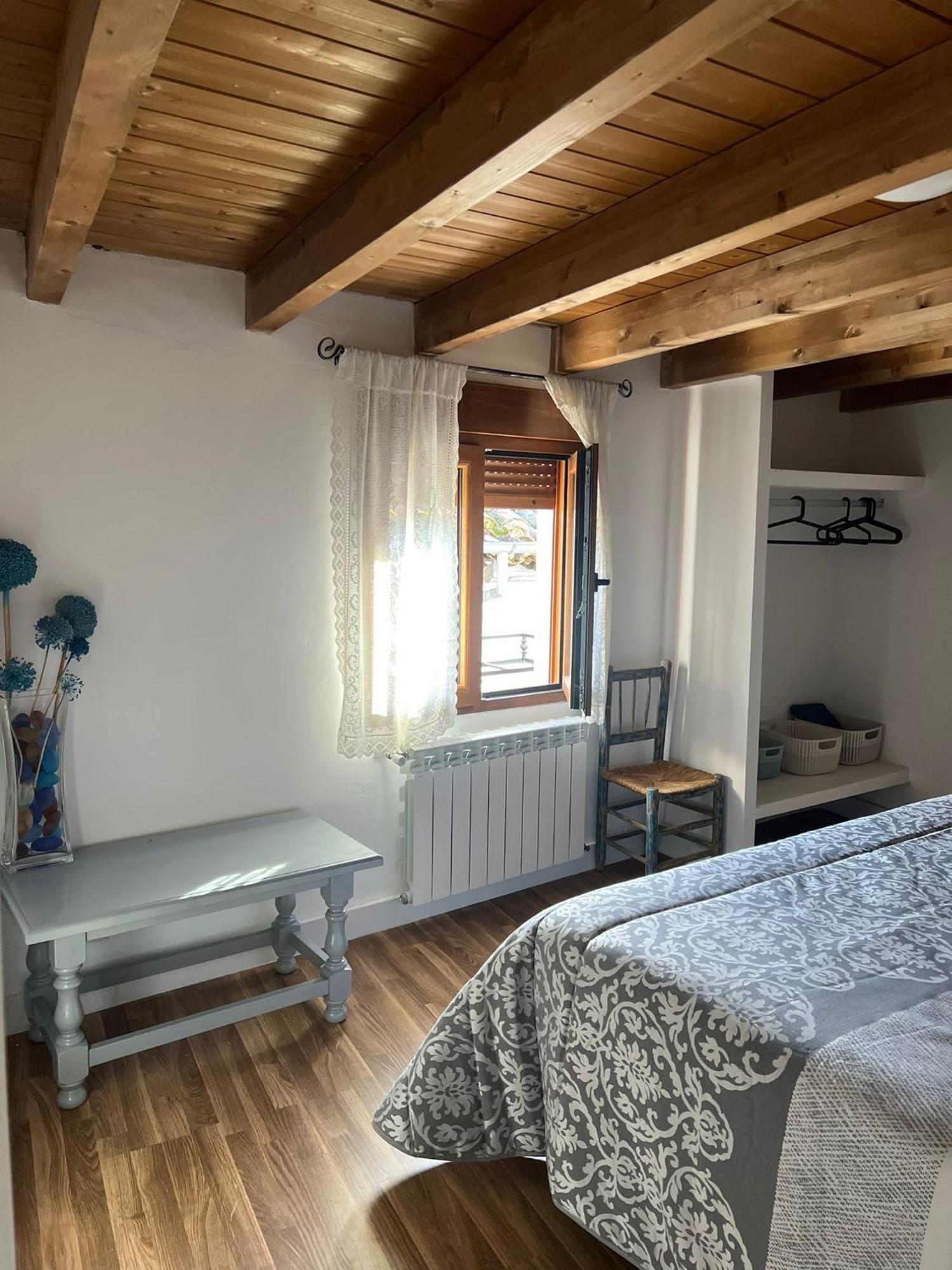 La Golondrina Apartman Candeleda Kültér fotó
